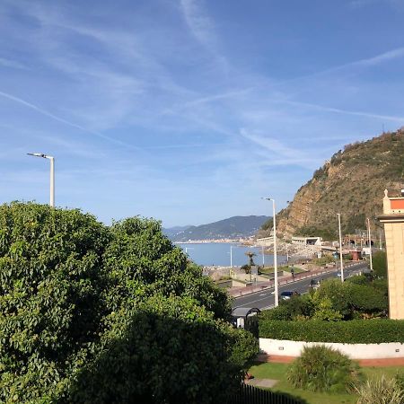 Appartement Finestre Sul Mare Tra Portofino E Le 5 Terre à Sestri Levante Extérieur photo